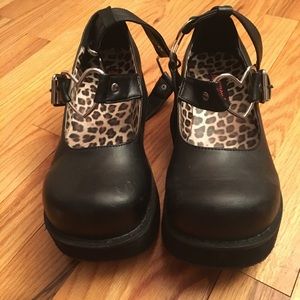 Demonia dolly heart buckle shoes